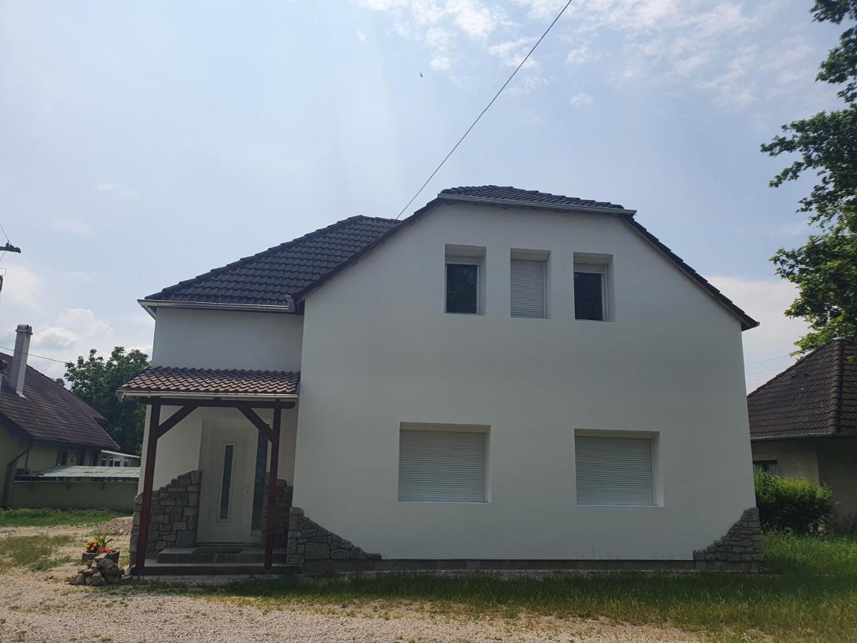 Sosto Apartman Székesfehérvár المظهر الخارجي الصورة